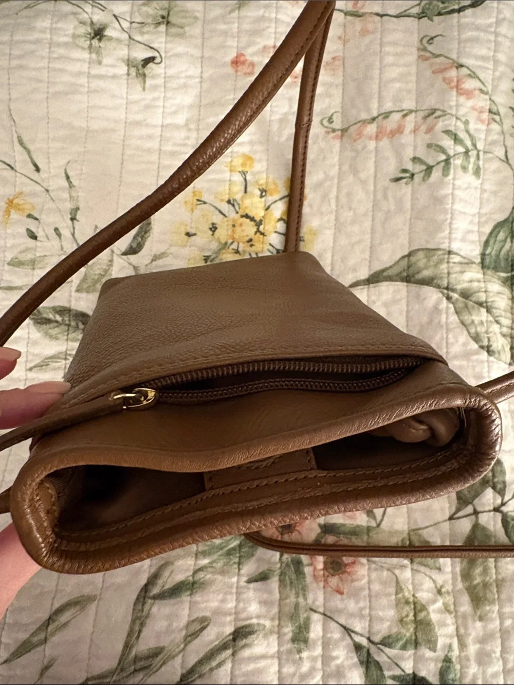 Slim Crossbody Leather Bag in Warm Tan